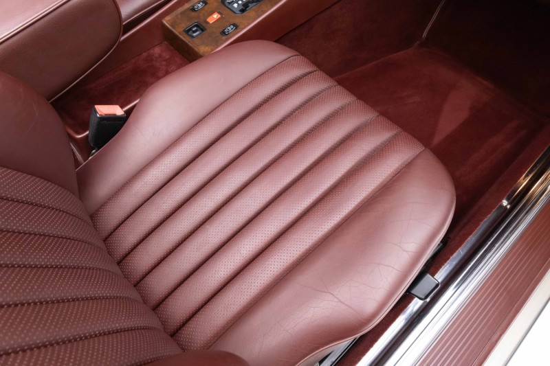 1989 Mercedes-Benz 560-Series 560 SL in ,