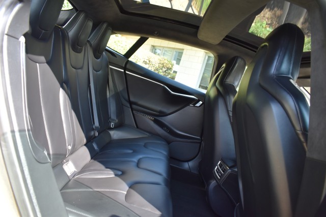 2016 Tesla Model S 70D Leather Sunroof Auto Pilot Smart Air Suspensio 38