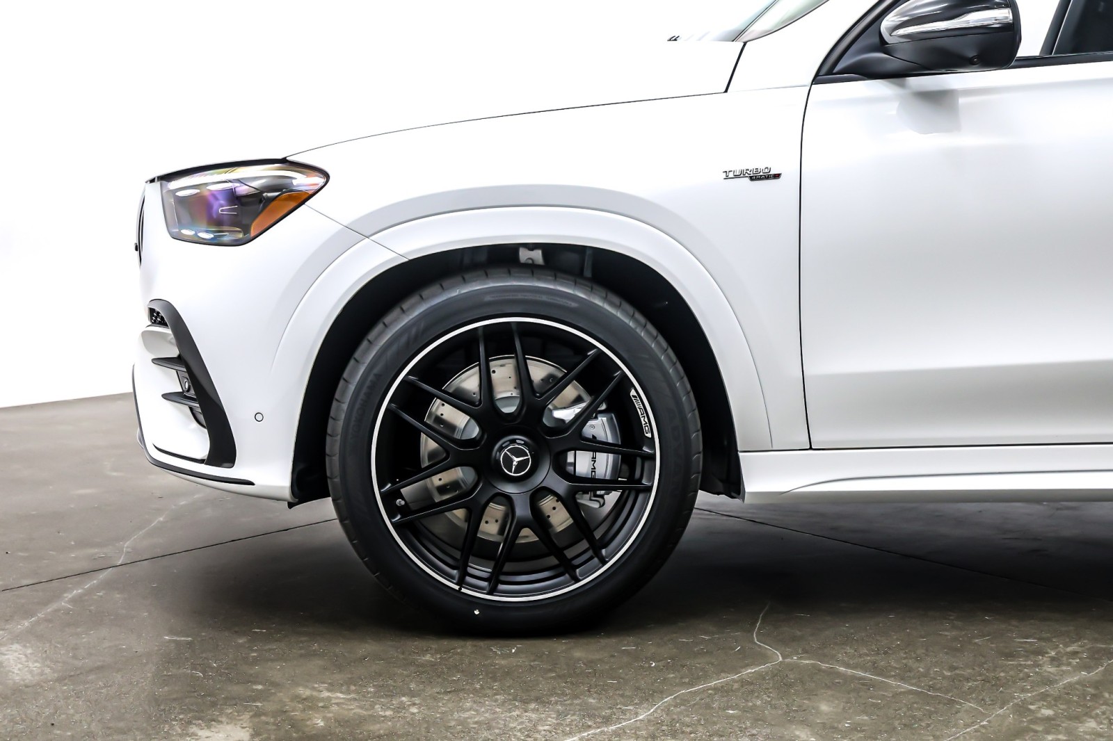 New 2026 Polar White Mercedes-Benz AMG® GLE 53 image 10