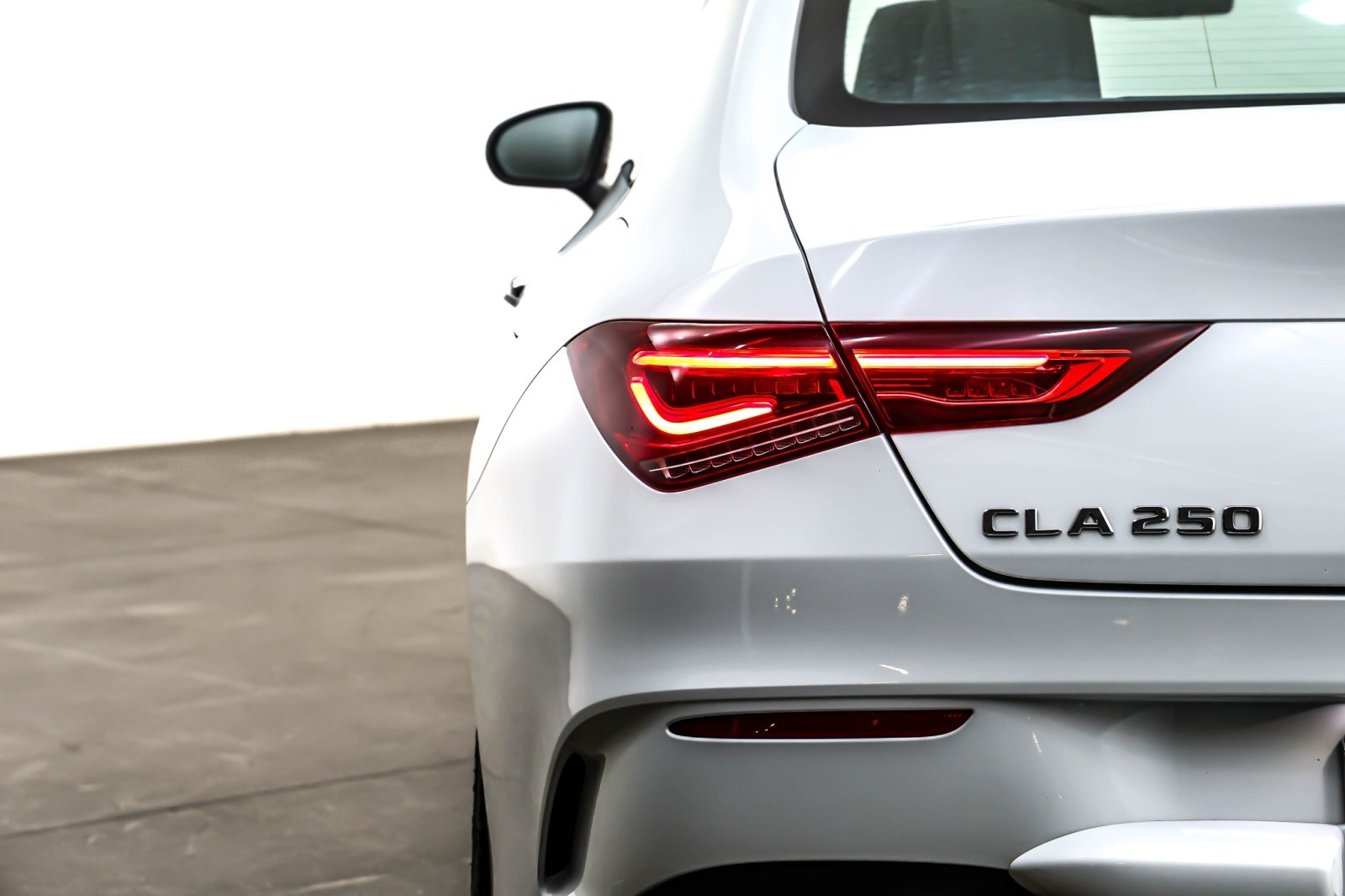 Used 2023 Digital White Metallic Mercedes-Benz CLA 250 Coupe image 15