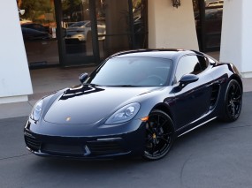 2018  718 Cayman  in , 