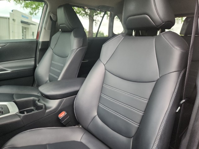 ToyotaRAV421