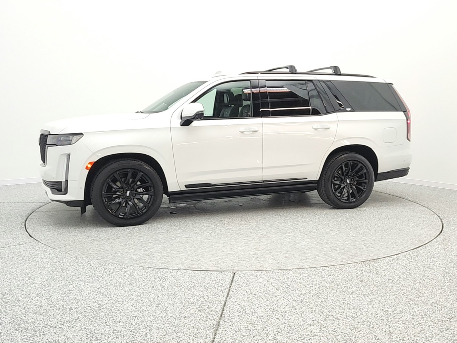 Used 2022 Crystal White Tricoat Cadillac 4WD 4dr Sport Platinum image 2
