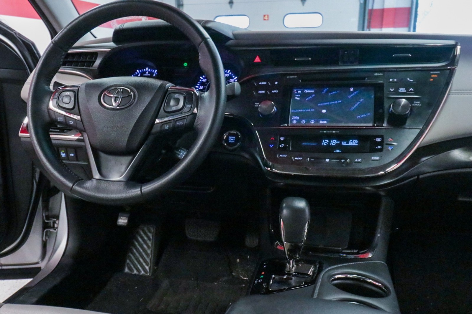 Used Car 2018 Toyota Avalon  Xle Premium For Sale Under $25,000 In Austin, Texas