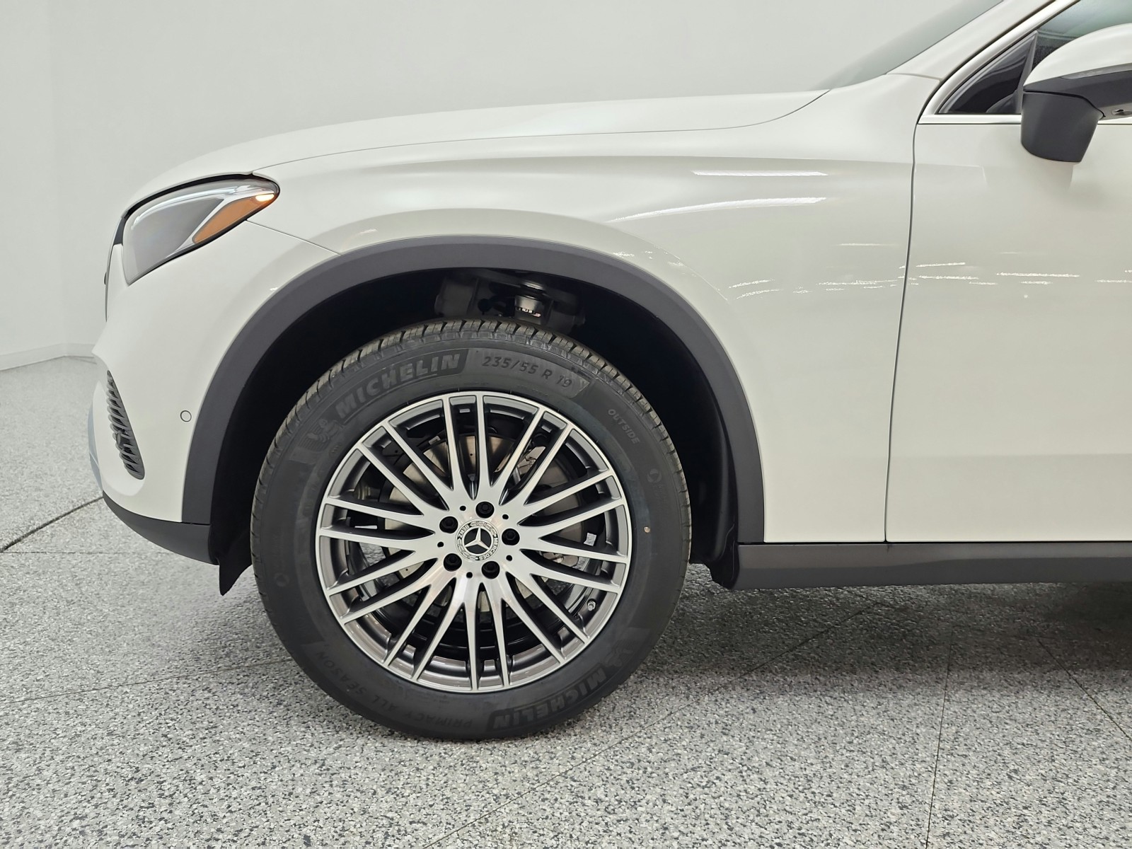 New 2027 Polar White Mercedes-Benz GLC 300 SUV image 15