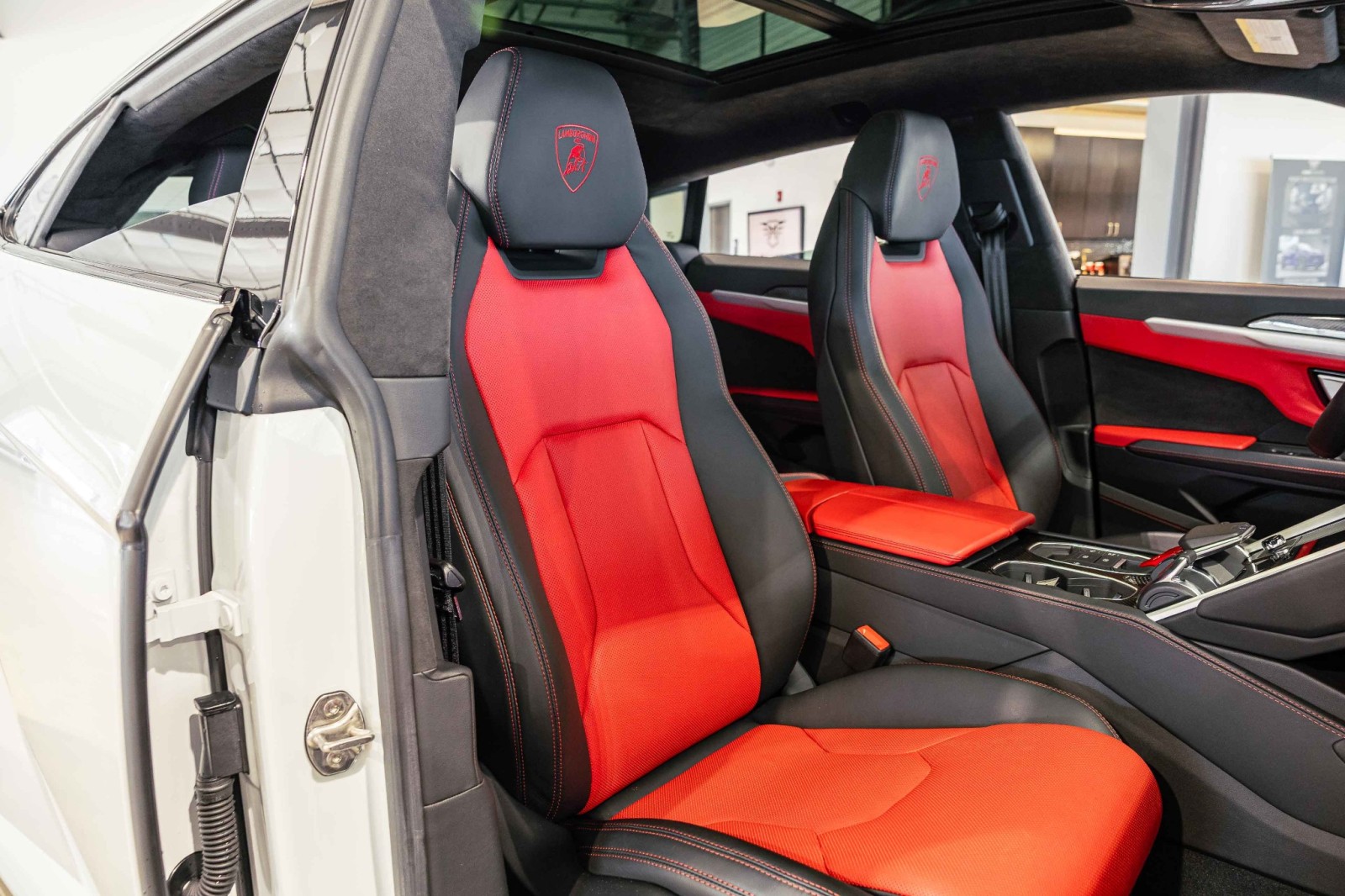 Used Car 2022 Lamborghini Urus  For Sale Under $230,000 In Boerne, Texas
