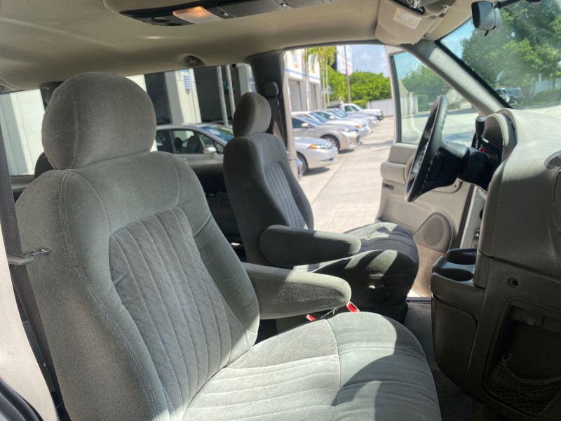 2005 Chevrolet Astro Passenger LT LOW MILES 67,376 1 OWNER in , 