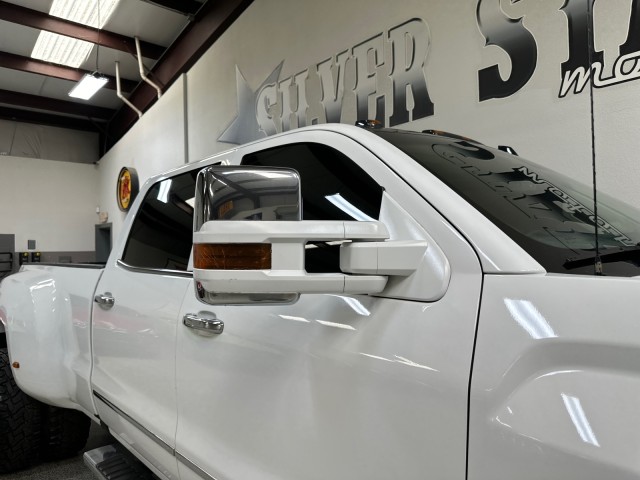 2016 GMC Sierra 3500HD Denali DRW 4WD Duramax in , 