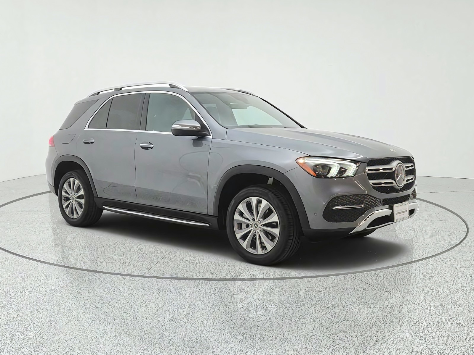 Used 2022 Selenite Grey Metallic Mercedes-Benz GLE 350 SUV image 3