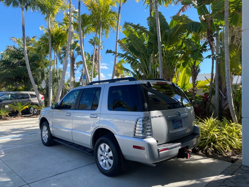 2010 Mercury Mountaineer 1 OWNER LOW MILES 78,753 in , 