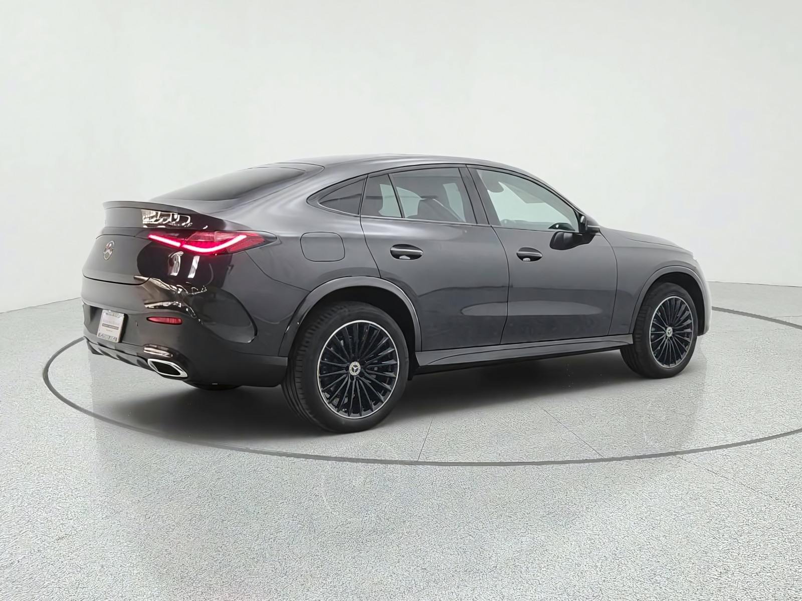 New 2027 Graphite Grey Metallic Mercedes-Benz GLC 300 4MATIC® Coupe image 5