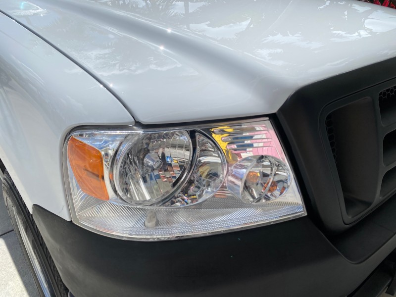 2005 Ford F-150 PU STX LOW MILES 18,931 in , 
