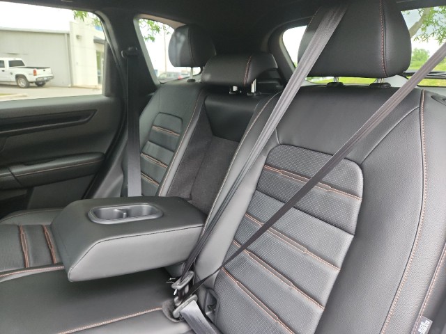 HondaCR-V Hybrid30
