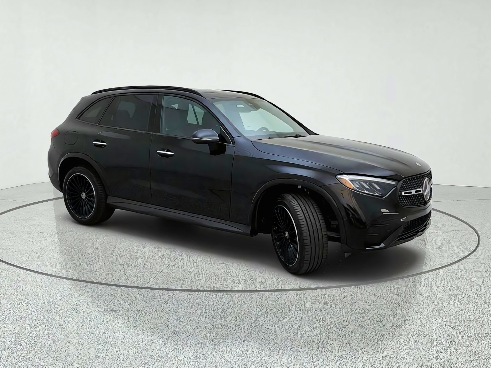Certified Used 2026 Black Mercedes-Benz GLC 300 image 5