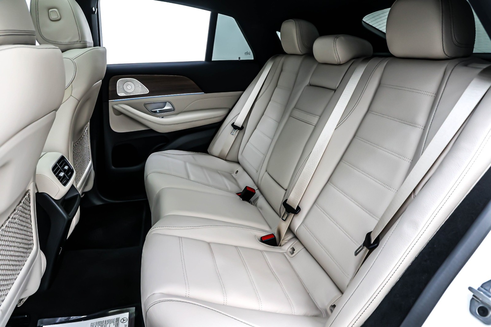 New 2026 Polar White Mercedes-Benz GLE 450 image 8