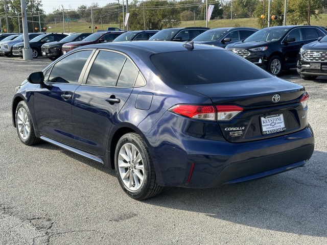 2022 Toyota Corolla LE 5