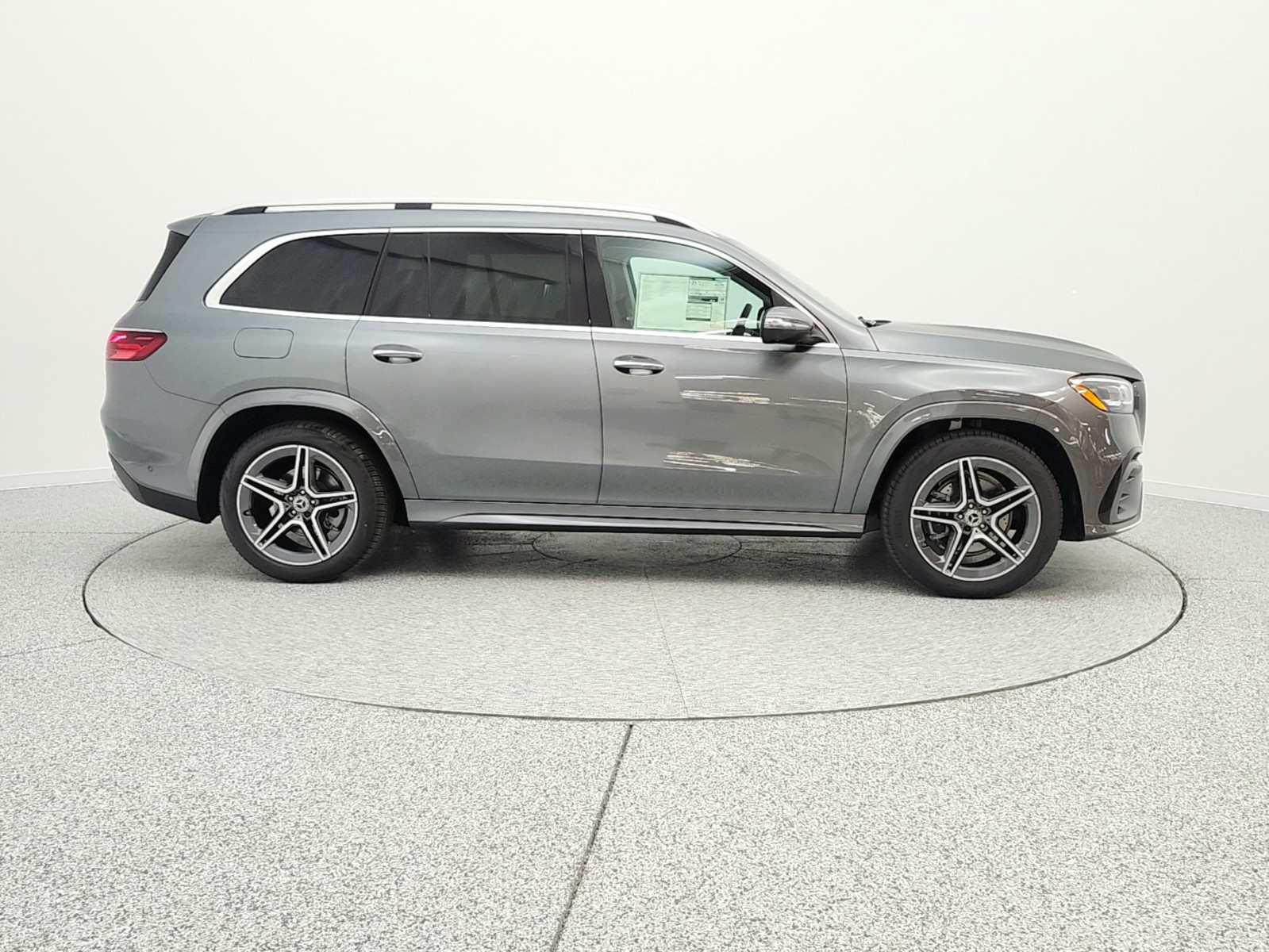 New 2026 Selenite Grey Metallic Mercedes-Benz GLS 450 image 4