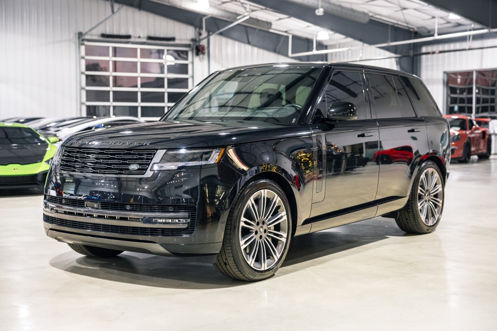 Used Car 2025 Land Rover Range Rover  Se For Sale Under $140,000 In Boerne, Texas