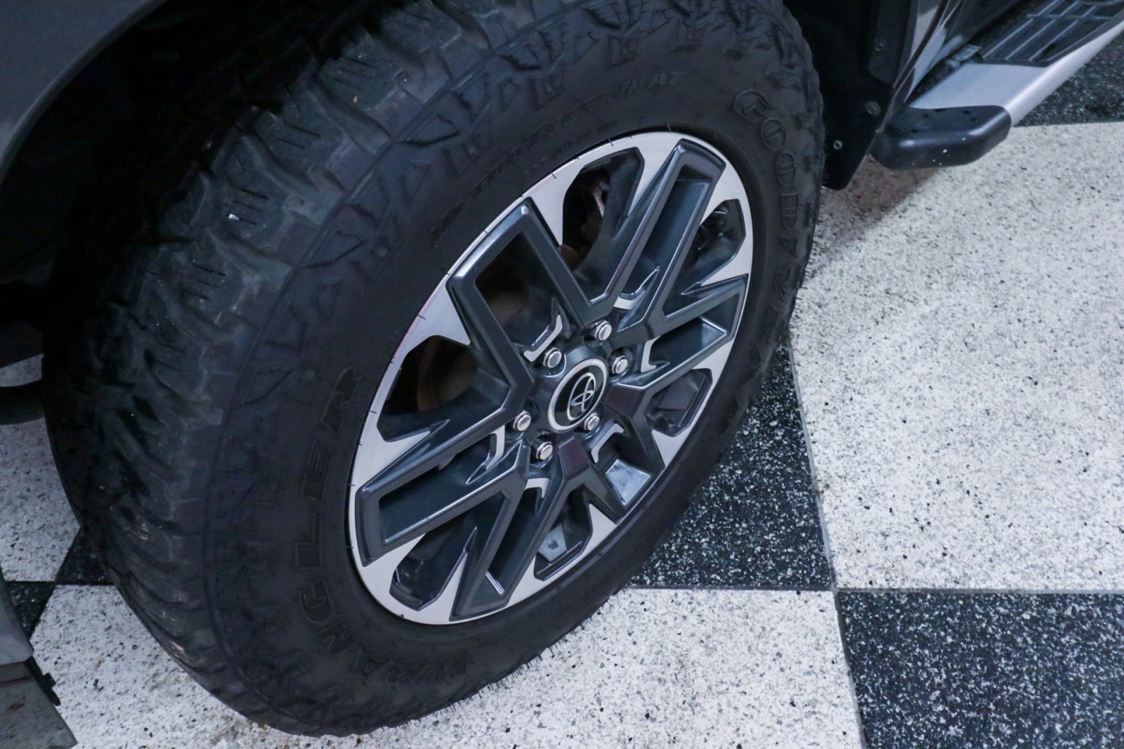 Used Car 2023 Toyota Tundra 4wd  Limited Hybrid For Sale Under $50,000 In Austin, Texas