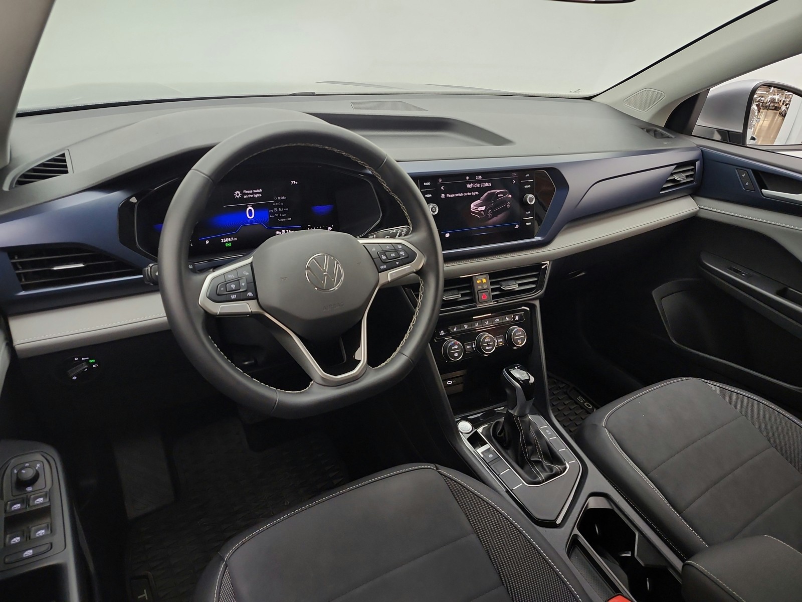 Used 2024 Pyrite Silver Metallic Volkswagen SE FWD image 9