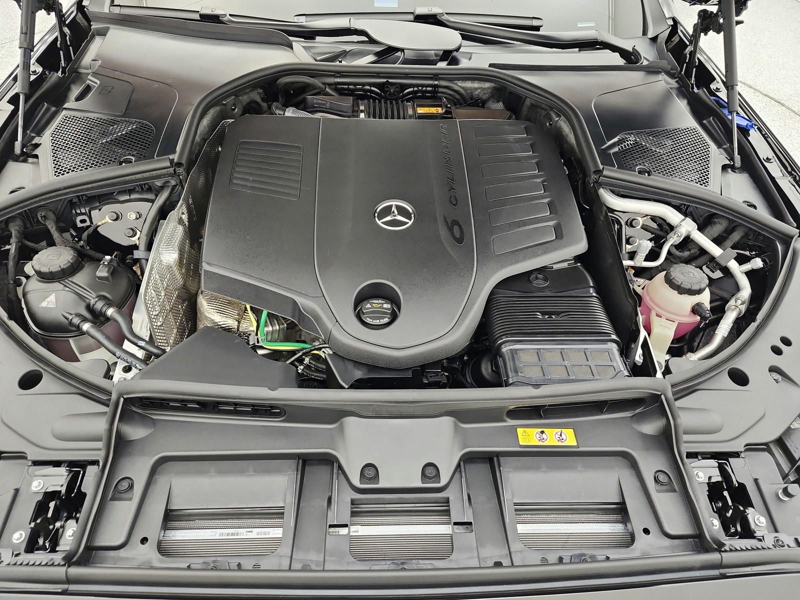 New 2027 Black Mercedes-Benz S 500 4MATIC® Sedan image 12