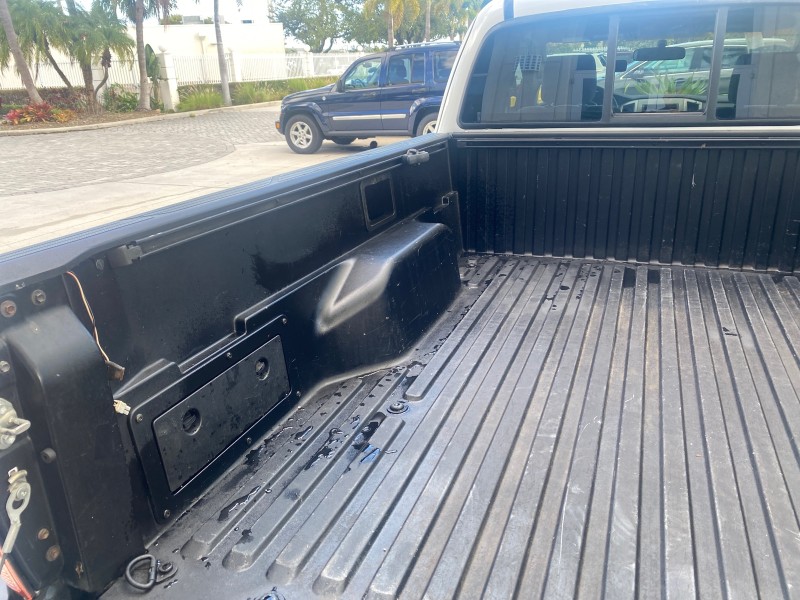2005 Toyota Tacoma LOW MILES 58,735 X CAB in , 