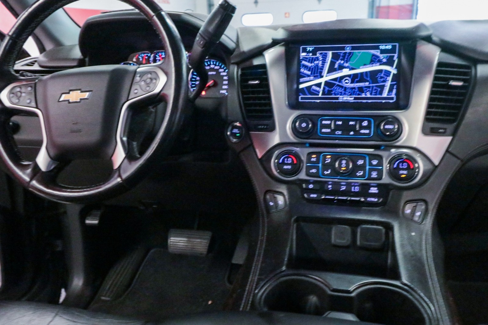 Used Car 2018 Chevrolet Suburban  Lt For Sale Under $25,000 In Austin, Texas