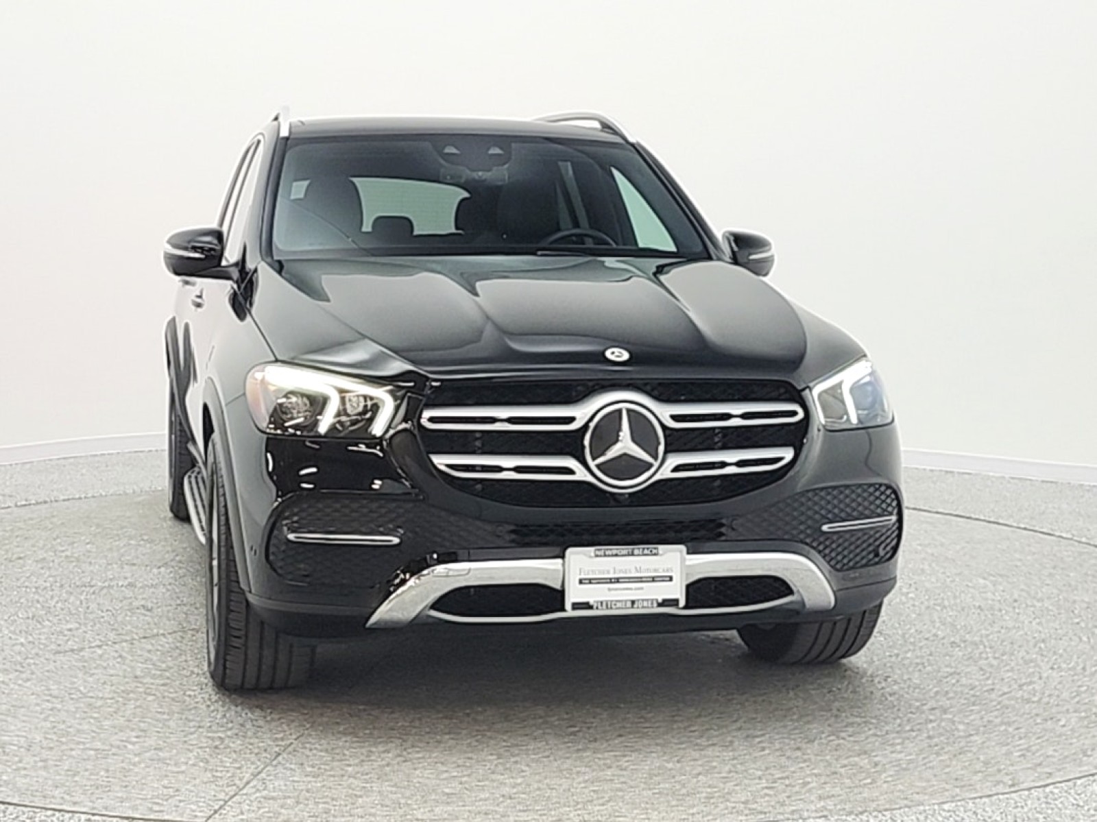 Certified Used 2022 Black Mercedes-Benz GLE 450 4MATIC® SUV image 3