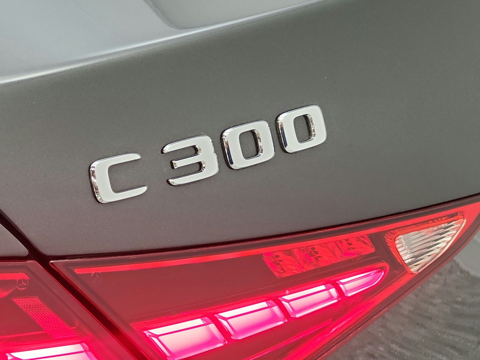 Used 2023 Graphite Grey Metallic Mercedes-Benz C 300 Sedan image 39