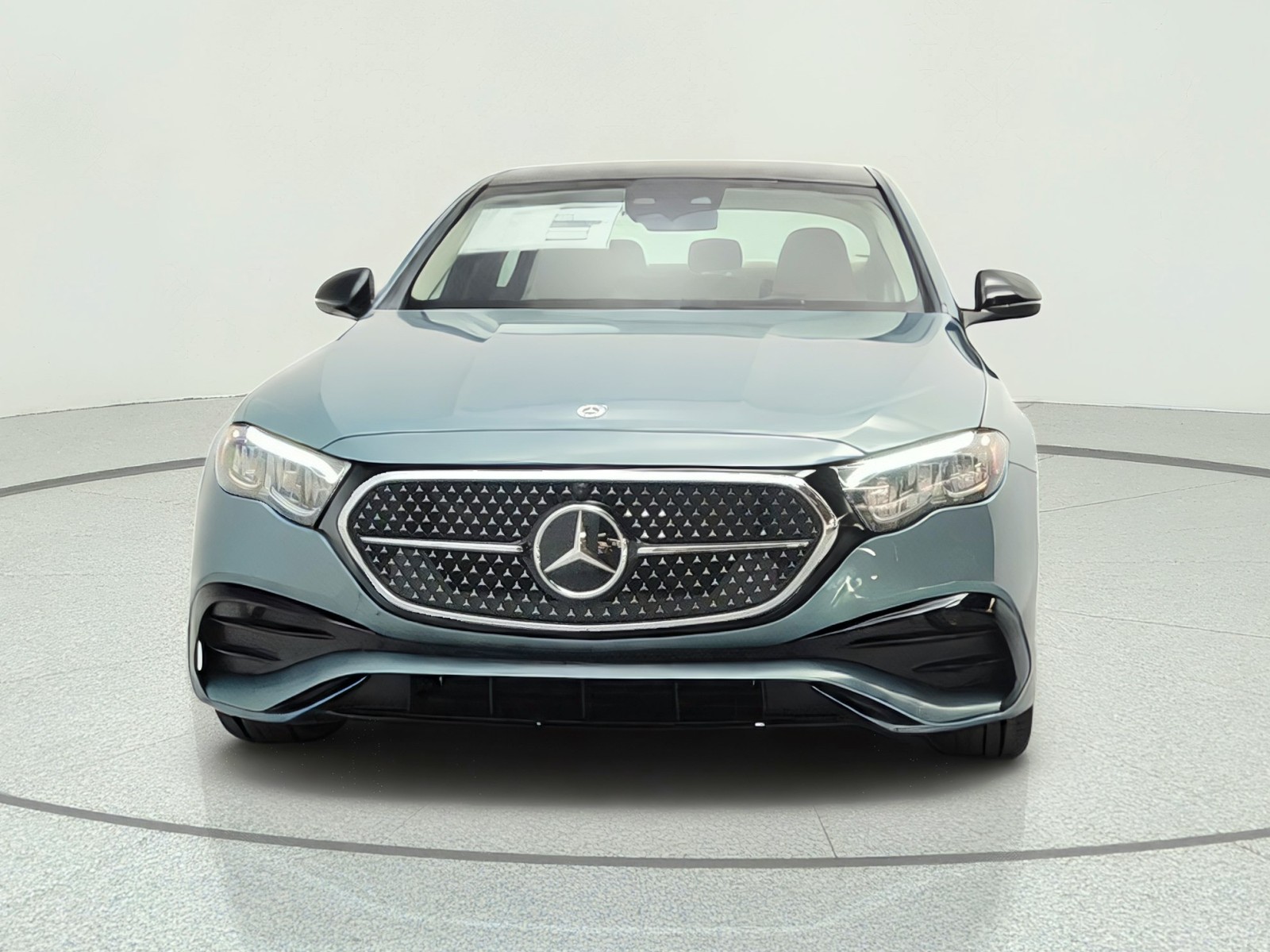 New 2027 Verde Silver Metallic Mercedes-Benz E 350 RWD Sedan image 2