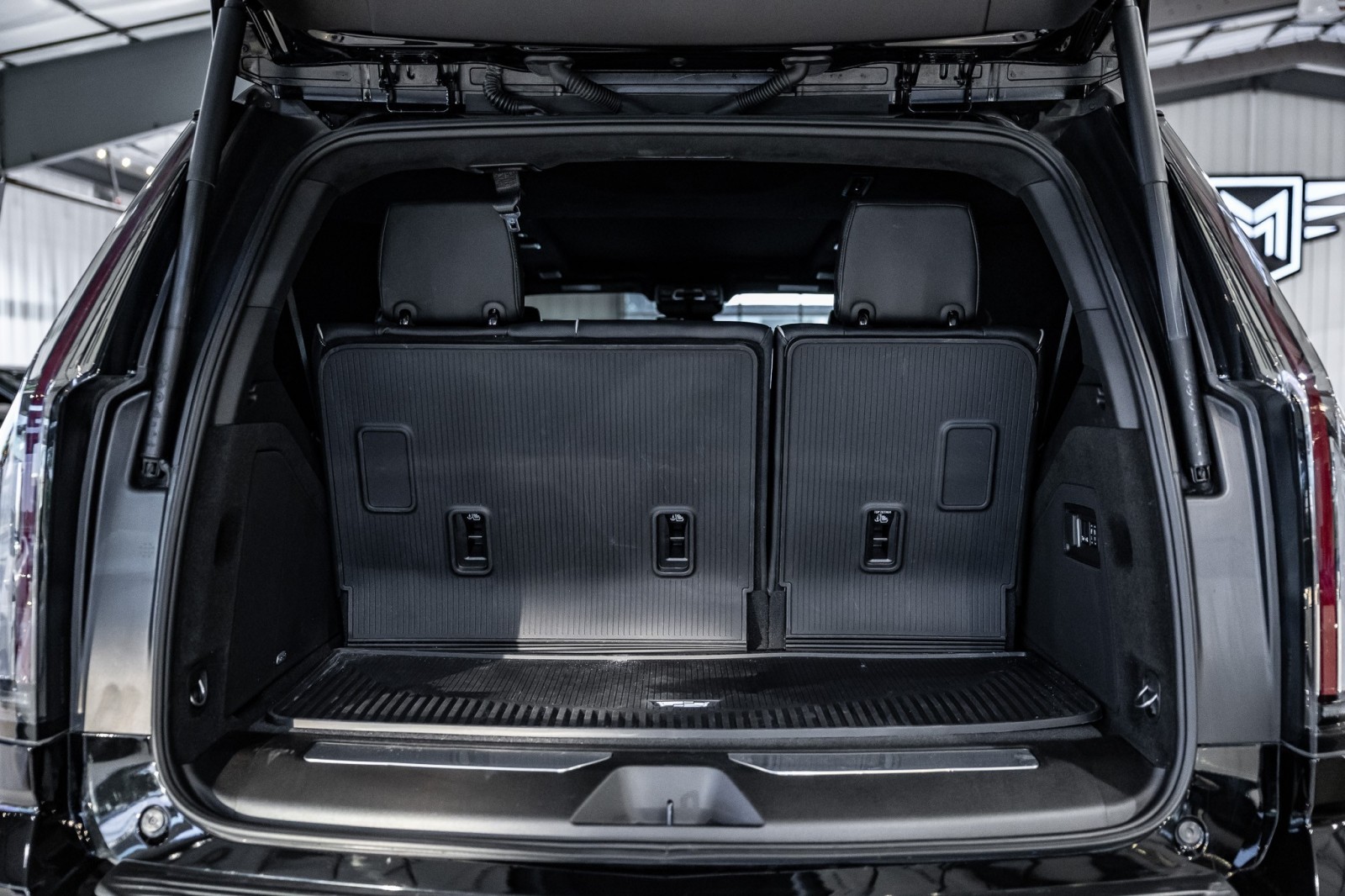 Used Car 2025 Cadillac Escalade  4wd Sport Platinum For Sale Under $130,000 In Boerne, Texas