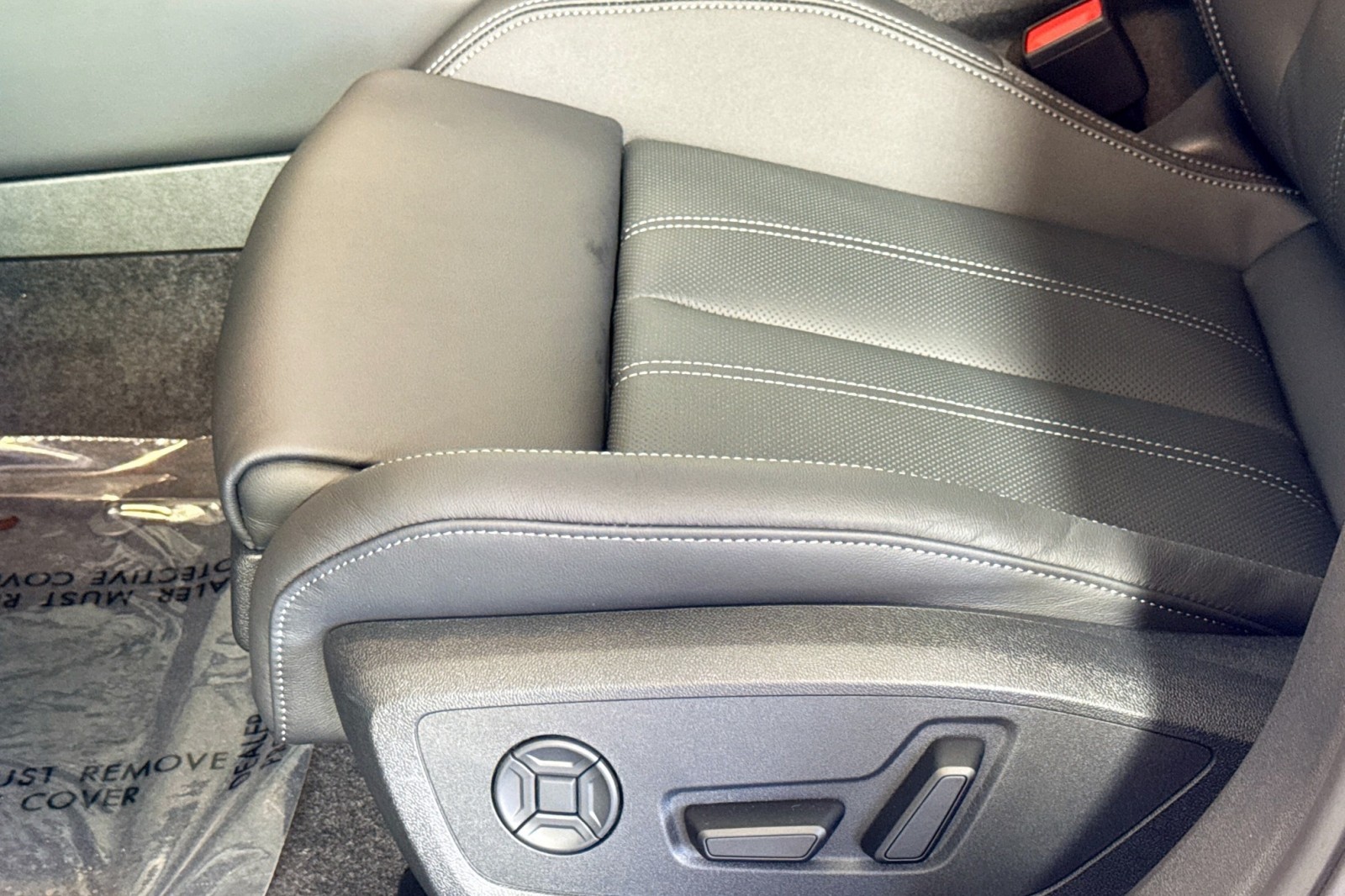 New 2025 Glacier White Metallic Audi Premium Plus 2.0 TFSI quattro image 16