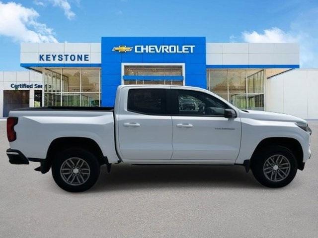 2023 Chevrolet Colorado 2WD LT 2