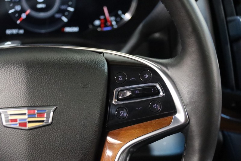 2016 Cadillac Escalade ESV Luxury Collection 4WD 4dr Suv in , 