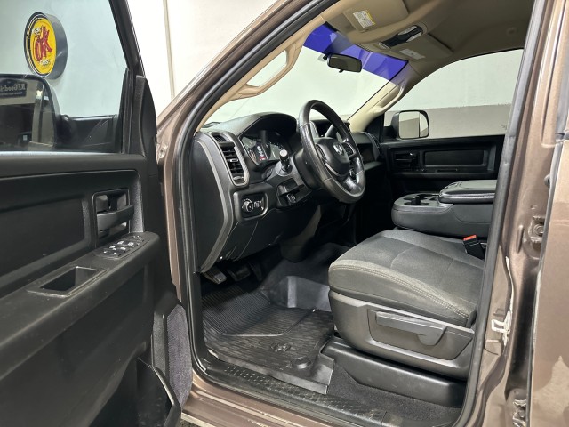 2020 Ram 3500 Tradesman DRW 4WD Service Bed Cummins Aisin in , 