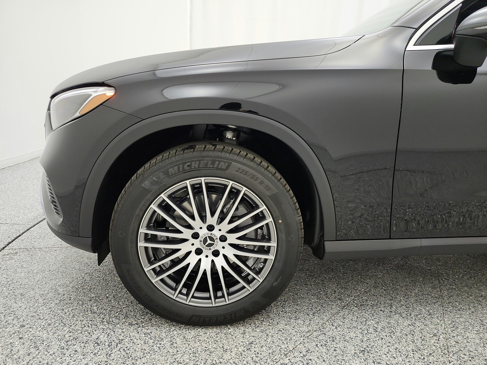 New 2027 Black Mercedes-Benz GLC 300 SUV image 13