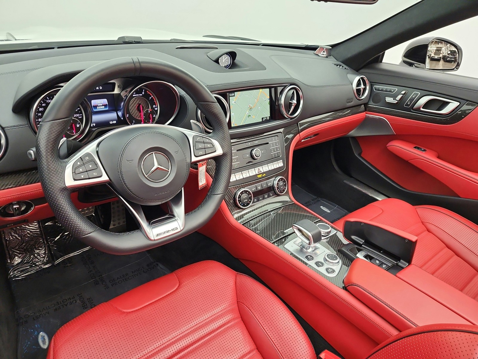 Used 2019 designo Diamond White Metallic Mercedes-Benz AMG® SL 63 Roadster image 9