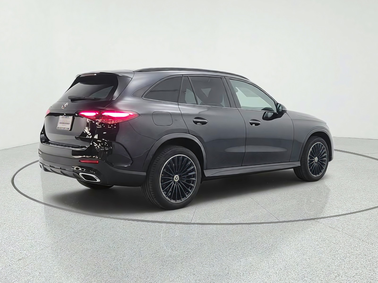 New 2027 Black Mercedes-Benz GLC 300 SUV image 5
