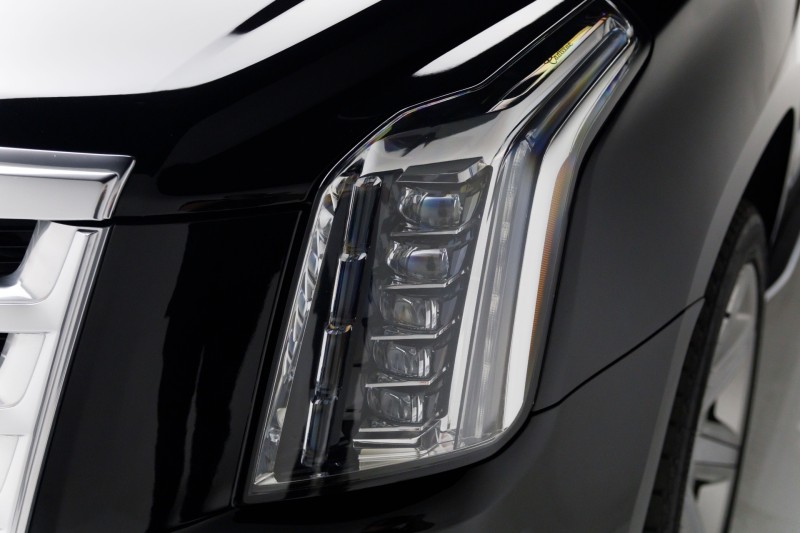 2018 Cadillac Escalade ESV Premium Luxury in , 