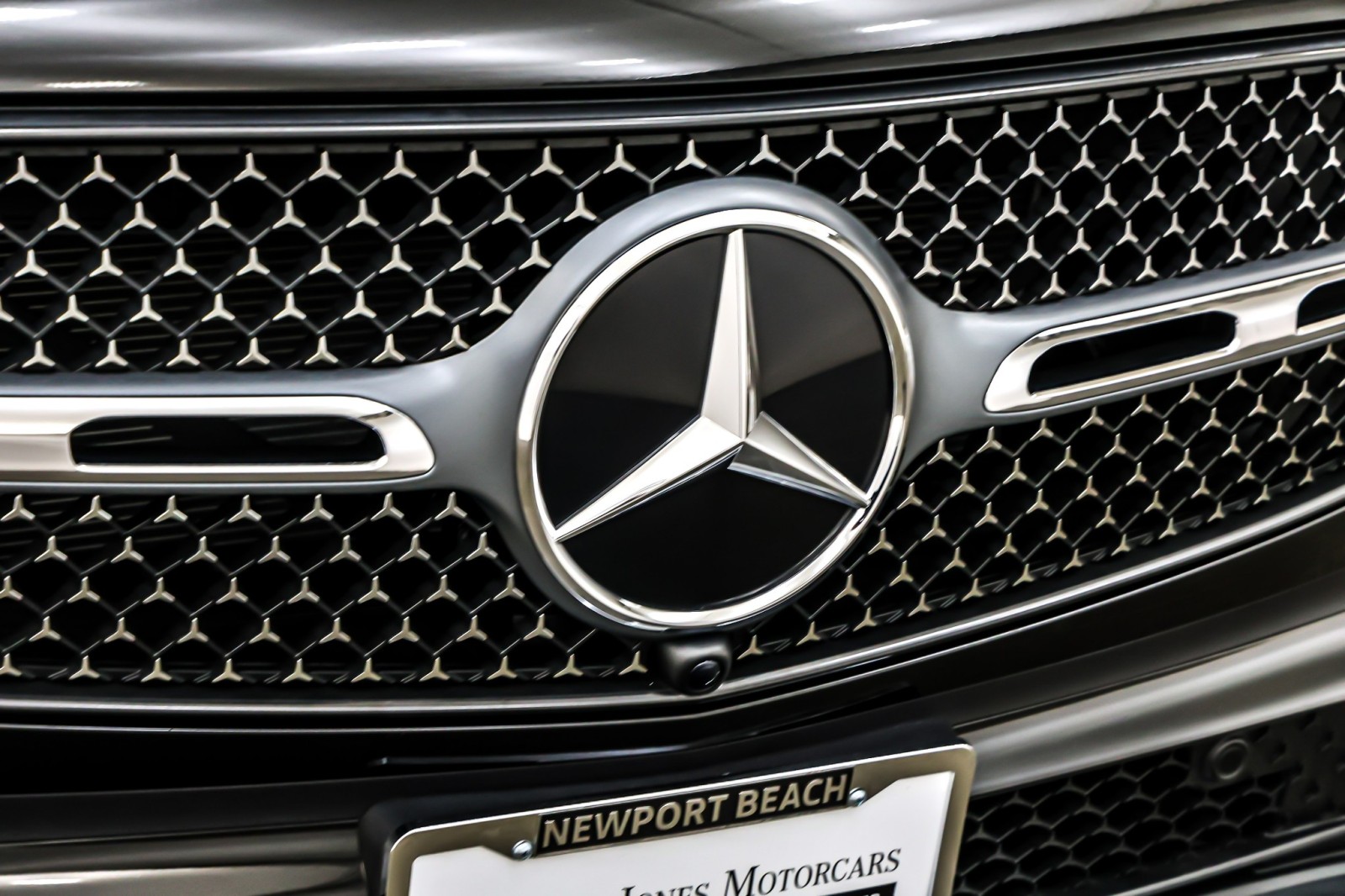 Used 2024 Obsidian Black Metallic Mercedes-Benz GLC 300 4MATIC® SUV image 13