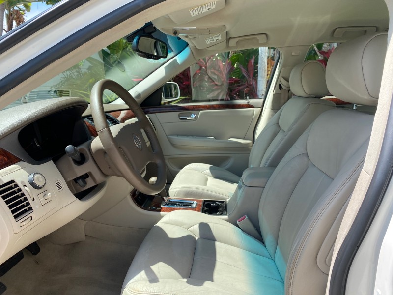 2006 Cadillac DTS LOW MILES 58,287 in , 