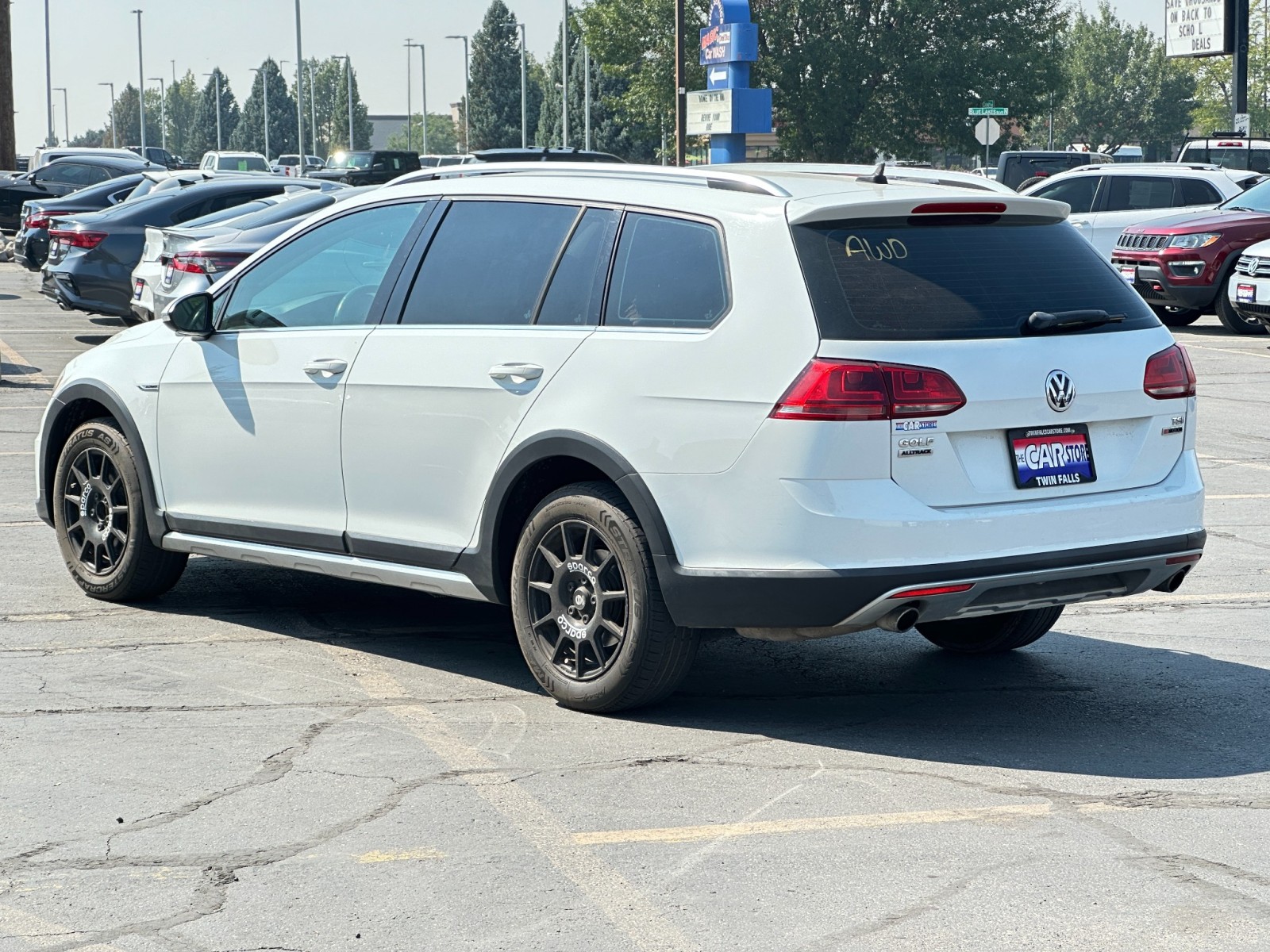 2017 Volkswagen Golf Alltrack S 8