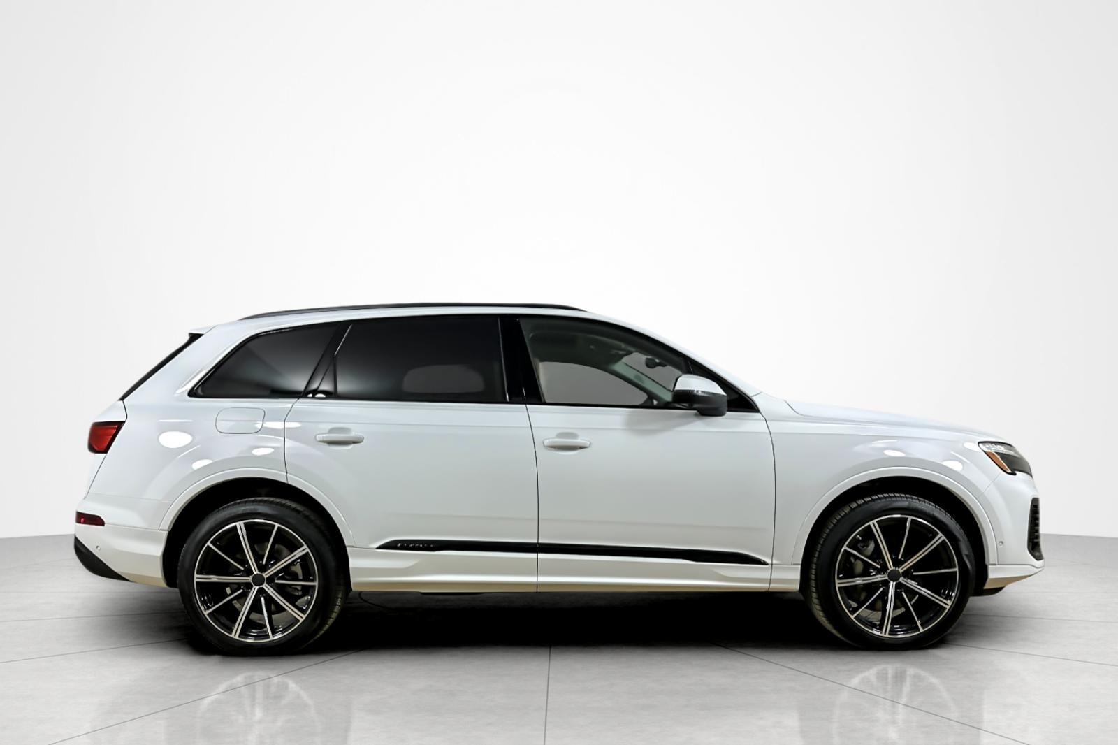 New 2026 Glacier White Metallic Audi Premium Plus 45 quattro *Ltd Avail* image 7