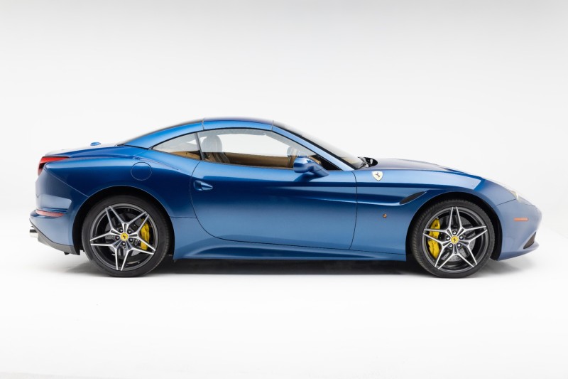 2015 Ferrari California T T in , 