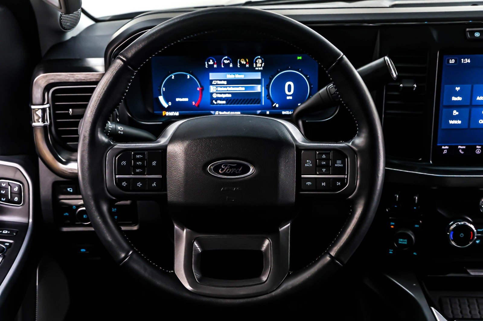 Used 2024 Antimatter Blue Metallic Ford LARIAT image 18