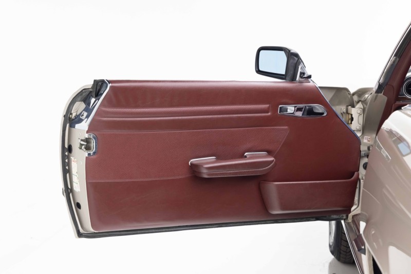 1989 Mercedes-Benz 560-Series 560 SL in ,