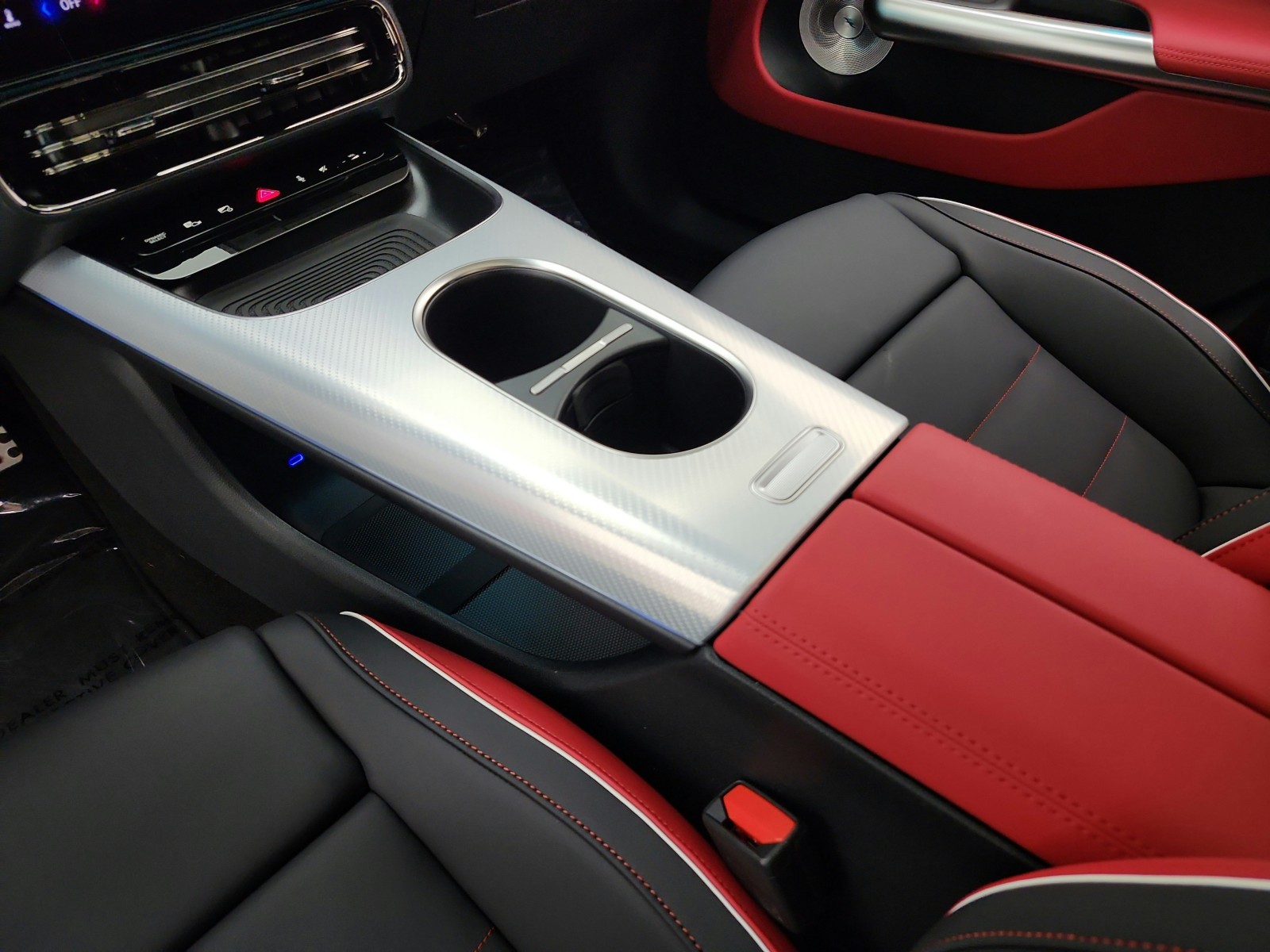 New 2027 Polar White Mercedes-Benz CLA 220 Hybrid FWD image 10