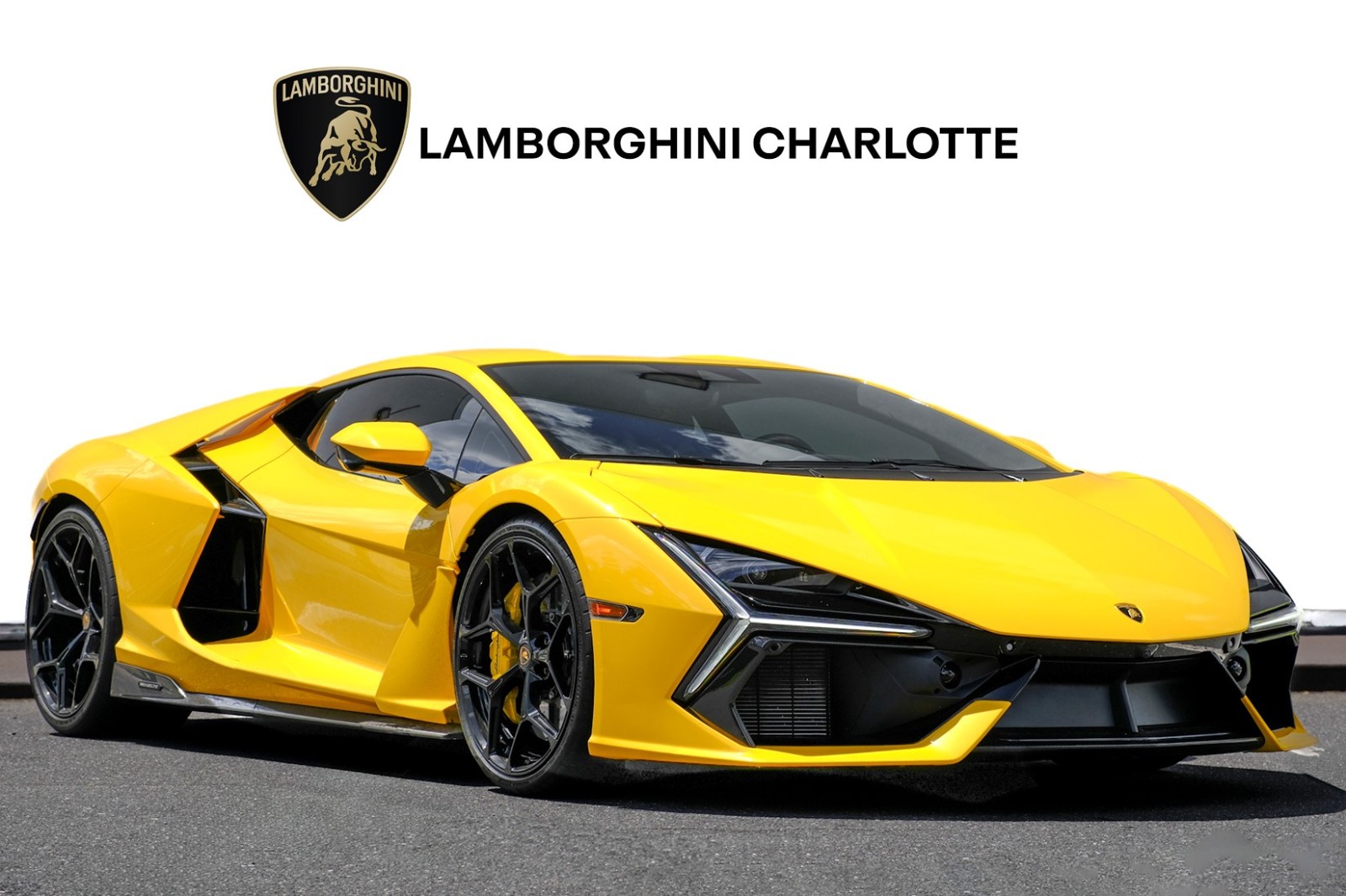 /2024 Lamborghini Revuelto