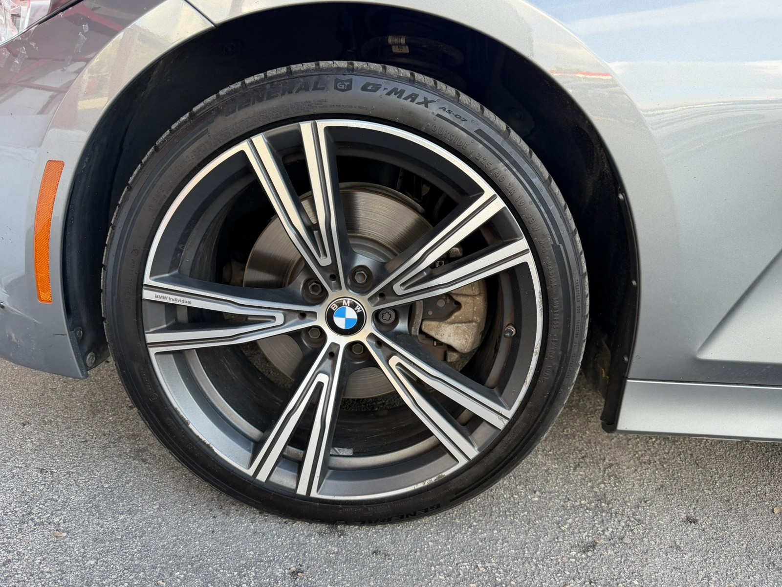 2023 BMW 330i - $21,777