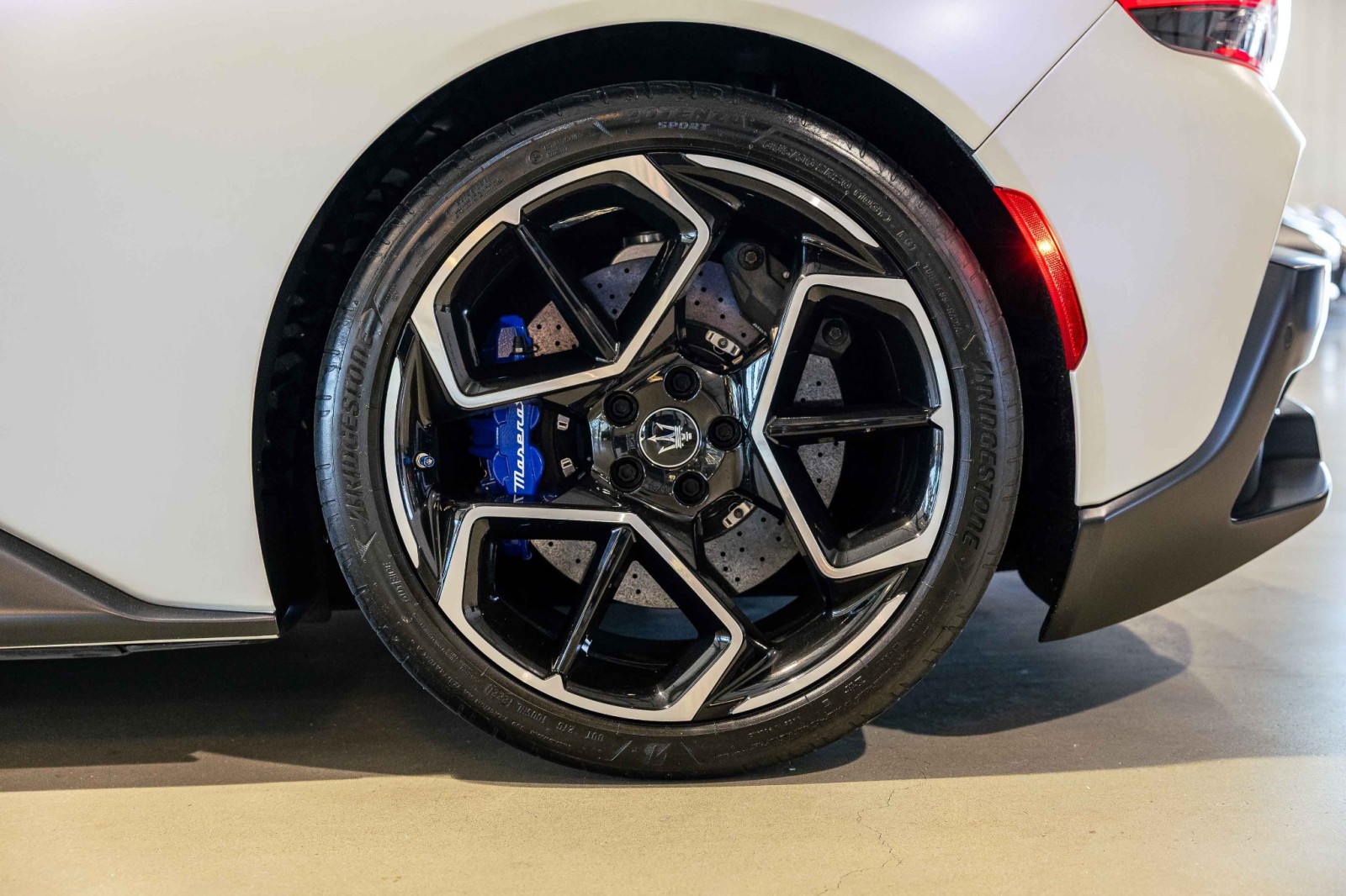 Used Car 2022 Maserati Mc20  For Sale Under $180,000 In Boerne, Texas